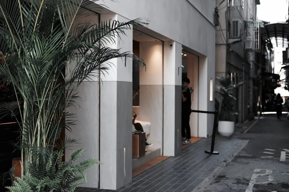 「台中最美奶茶店」在這!純白建築+南洋風沙發區IG暴紅,手搖控朝聖拍一波 「台中最美奶茶店」在這!純白建築+南洋風沙發區IG暴紅,手搖控朝聖拍一波