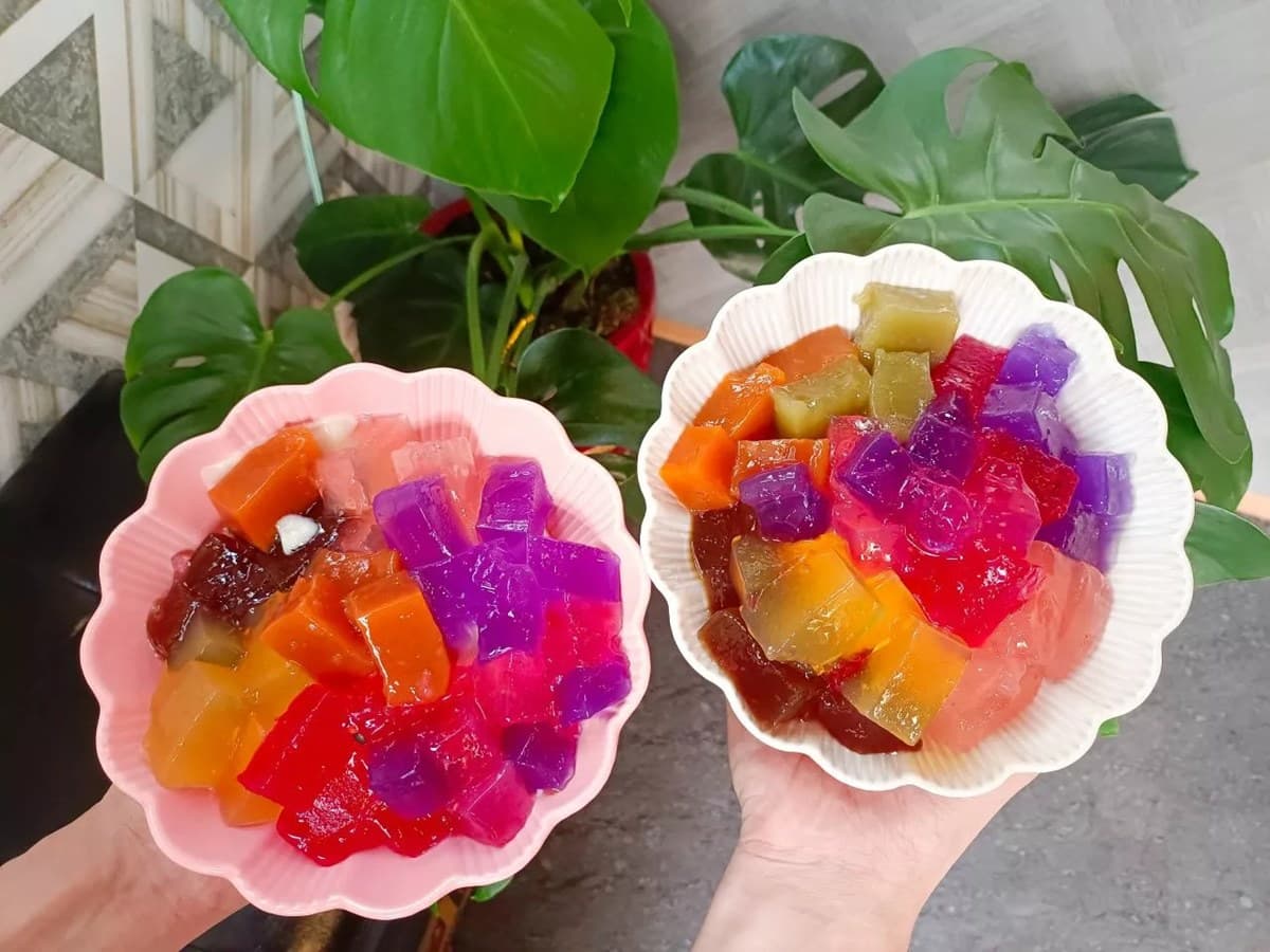 打卡「最美下午茶」！７色「彩虹粉粿」尬豆花Q彈好唰嘴，水果QQ圓也超吸睛