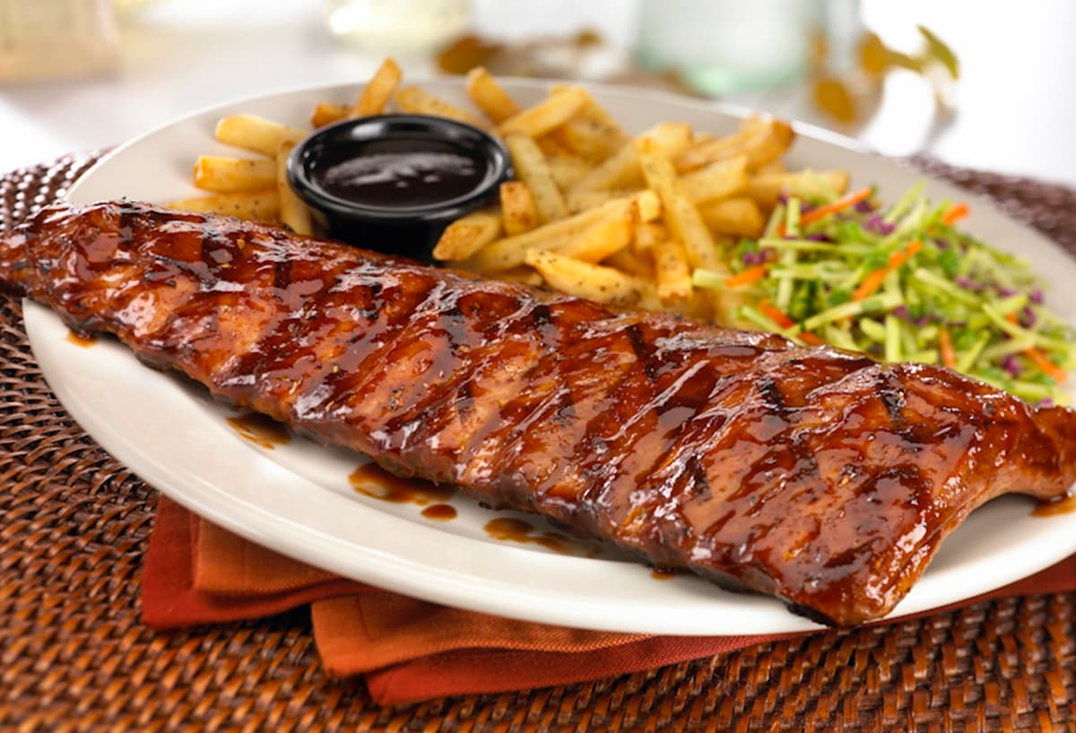 外帶85折！TGI FRIDAYS、德州鮮切牛排20款餐點優惠，爽吃肋眼牛、冠軍豬肋排