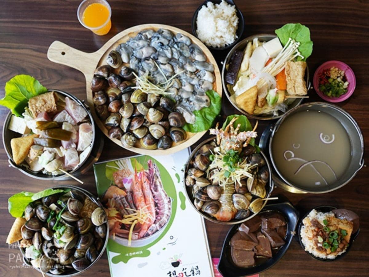痛風也要吃!桃園超狂「龍蝦蛤蜊鍋」只要499元,限量浮誇蛤蜊鍋滿到爆出來 痛風也要吃!桃園超狂「龍蝦蛤蜊鍋」只要499元,限量浮誇蛤蜊鍋滿到爆出來