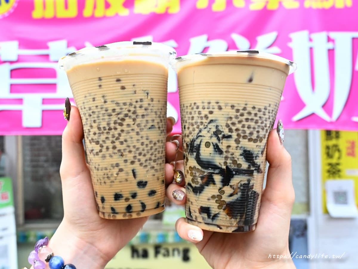 １杯４種料只要10元！洗版IG「仙草凍鮮奶」在這，滿杯波霸＋紫蘇咀嚼控快衝
