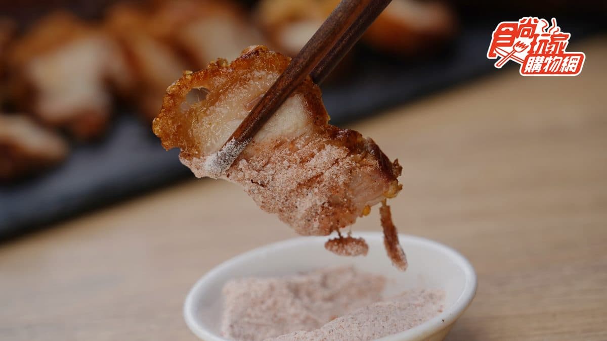 肉食控必吃市場美食！每天限量100條「有利脆皮豬」，３道工法爐烤夯品送到家