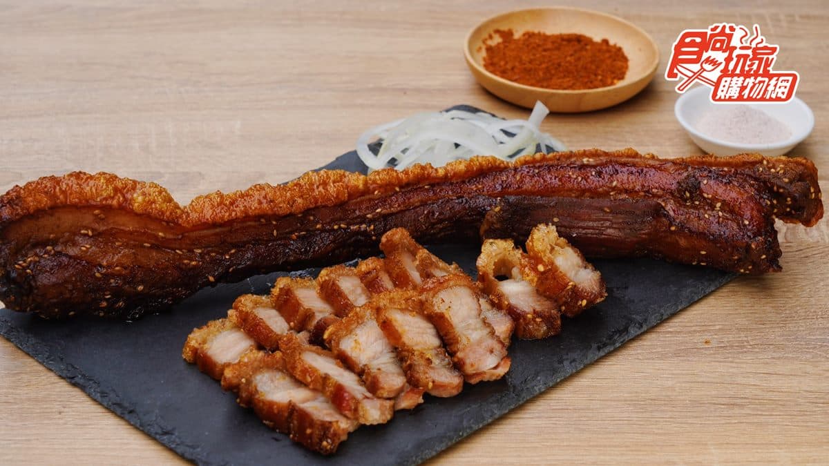 肉食控必吃市場美食！每天限量100條「有利脆皮豬」，３道工法爐烤夯品送到家