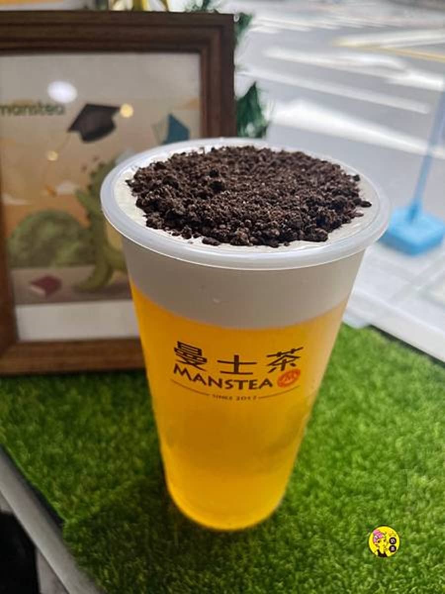 奶蓋控必收!獨門奶蓋茶加滿7顆小泡芙,可可粉+OREO宛如在喝提拉米蘇 奶蓋控必收!獨門奶蓋茶加滿7顆小泡芙,可可粉+OREO宛如在喝提拉米蘇