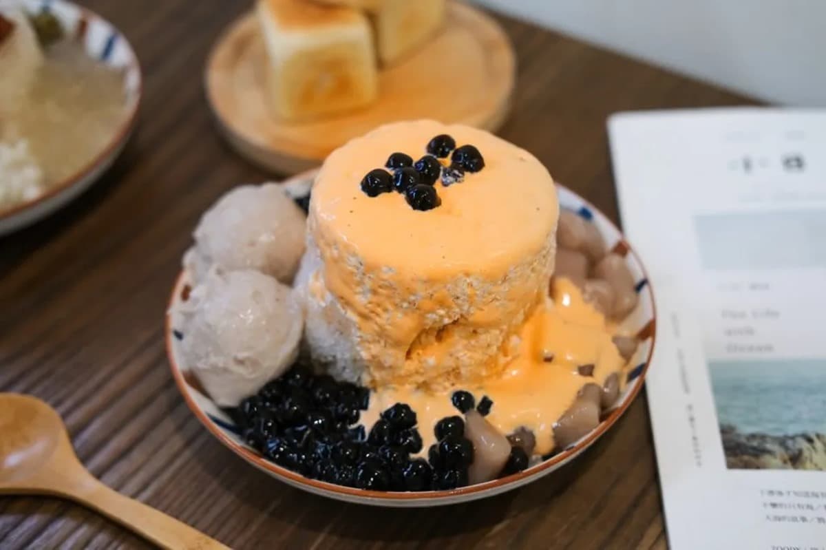 手工「豆奶系」甜品!假日限定「泰奶瀑布冰」茶控會愛,再吃Q彈豆乳吐司 手工「豆奶系」甜品!假日限定「泰奶瀑布冰」茶控會愛,再吃Q彈豆乳吐司