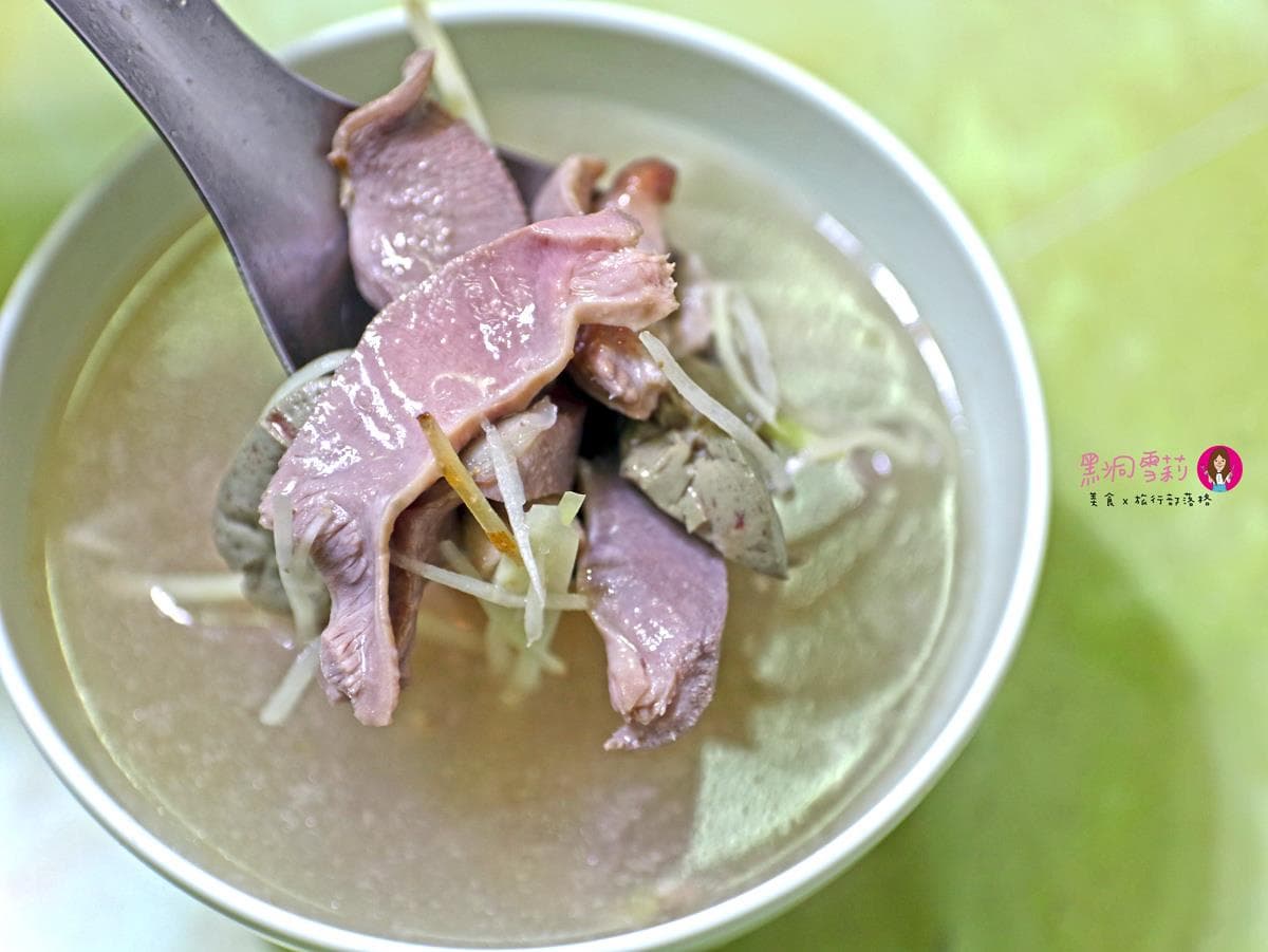 嘉義人的私房名單！66年「手撕火雞肉飯」扎實又軟嫩，限量火雞佛想吃靠運氣