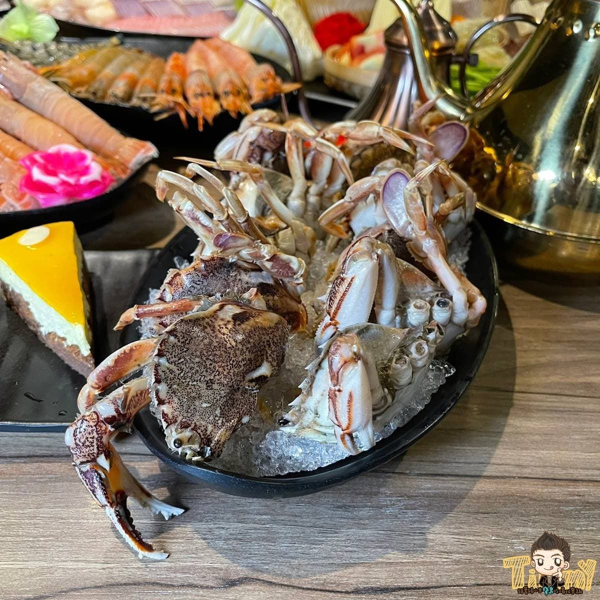 芒果控、火鍋控一次滿足！火鍋吃到飽推霸氣「芒果冰火鍋」，限定金剛蝦必嗑