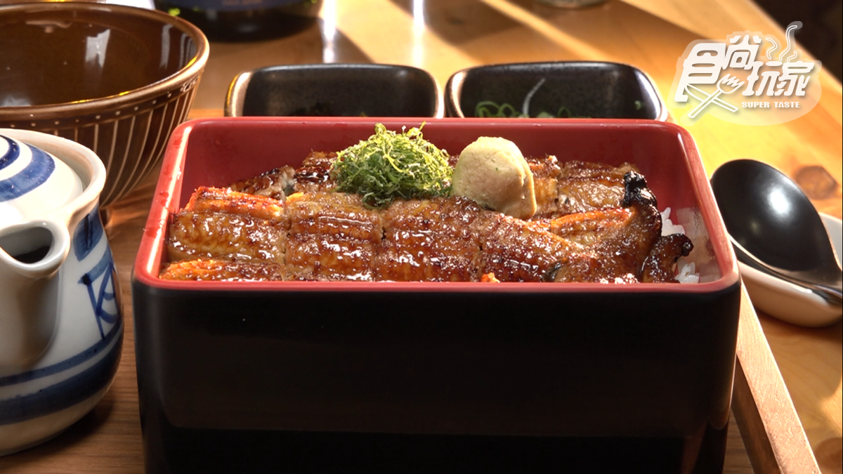 特選雲林A級活鰻！東部最強「鰻魚三吃」滿到看不見飯，慢火炭烤焦香味十足