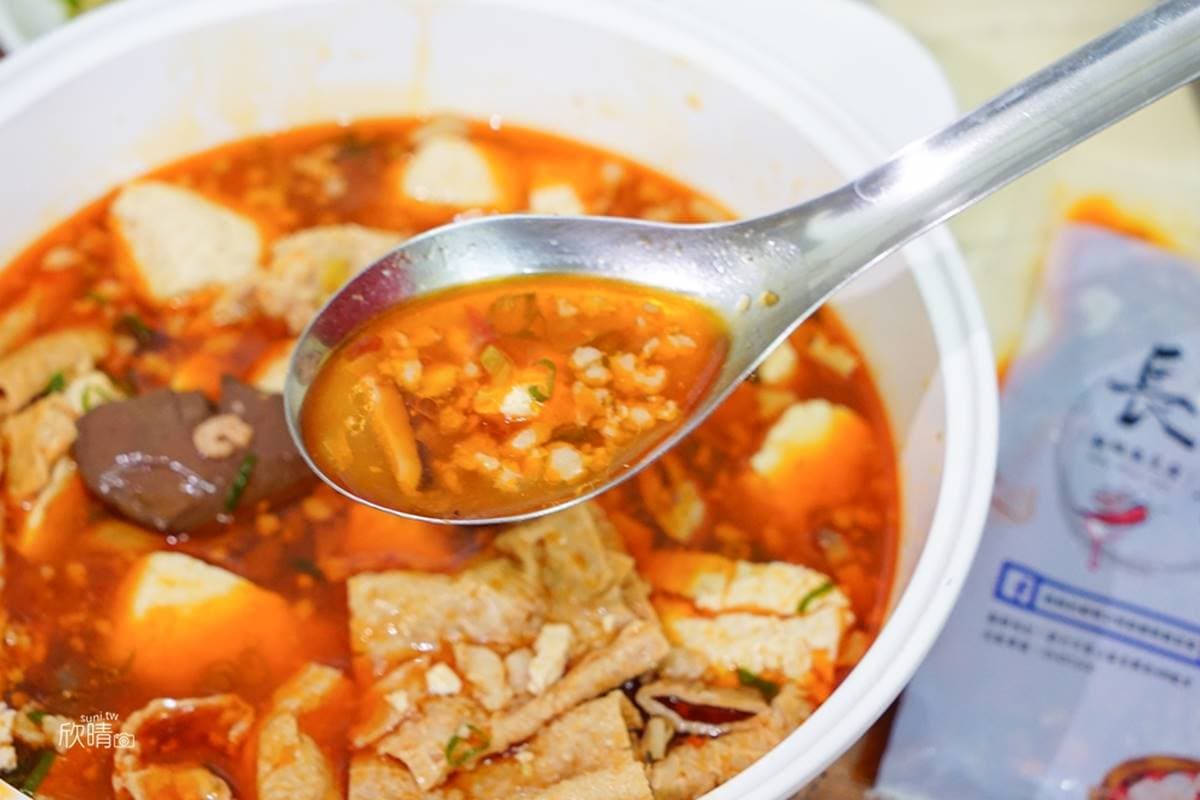 被釣蝦場耽誤的臭豆腐？每桌１鍋麻辣臭豆腐，綿豆腐＋自製湯頭吸老饕上門