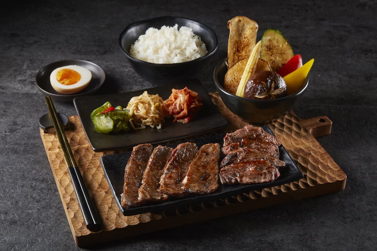 戰斧豬排免費吃！王品３大燒肉品牌優惠：外帶享９折、再送厚切雞腿丼