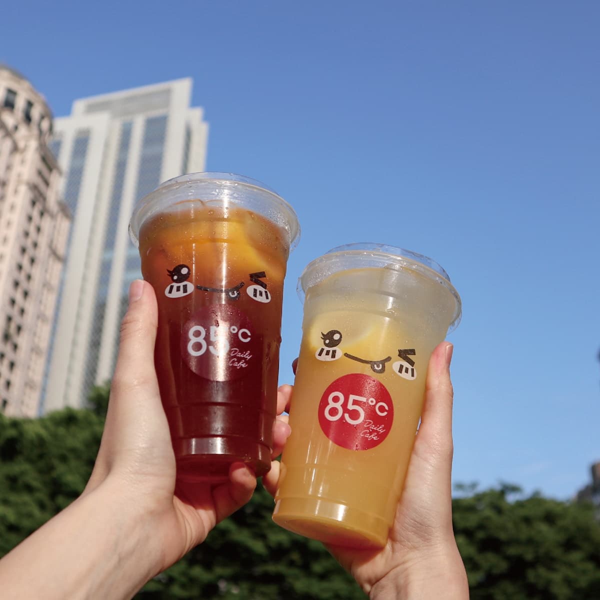 拿鐵買２送１先搶！85度C「香檸氣泡咖啡」上市，超消暑檸檬系列半價爽喝
