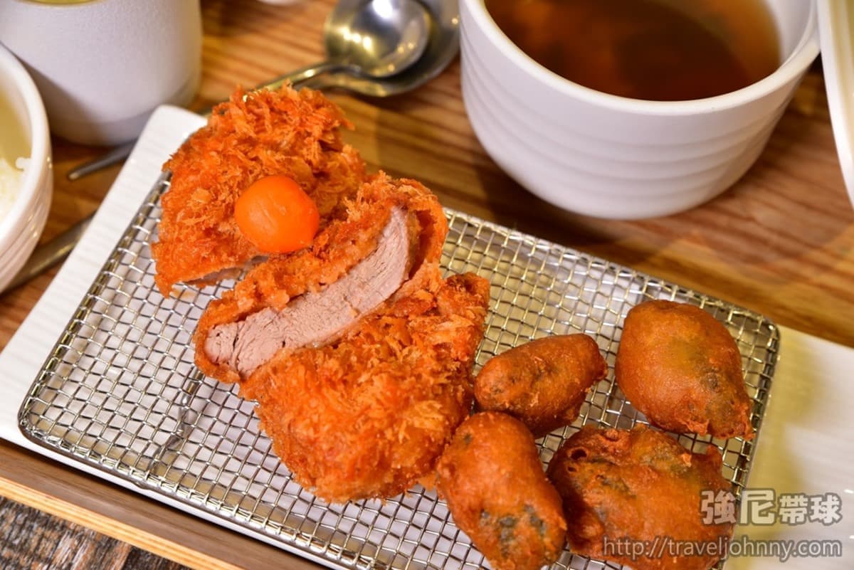 澎湖唯一日式豬排！必點限定酥炸「整隻軟殼蟹」，正宗口味傳承日本60年老店