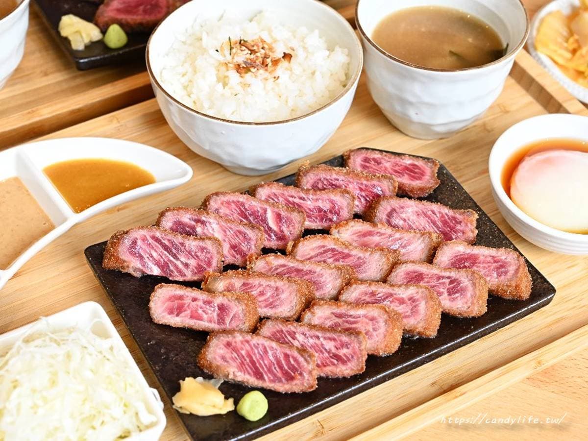 肉控、芒果控注意！「爆量牛小排丼」肉多到堆成山，再嘗夏季北海道芒果奶酪