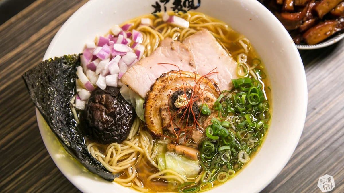 ラーメン麵柒八