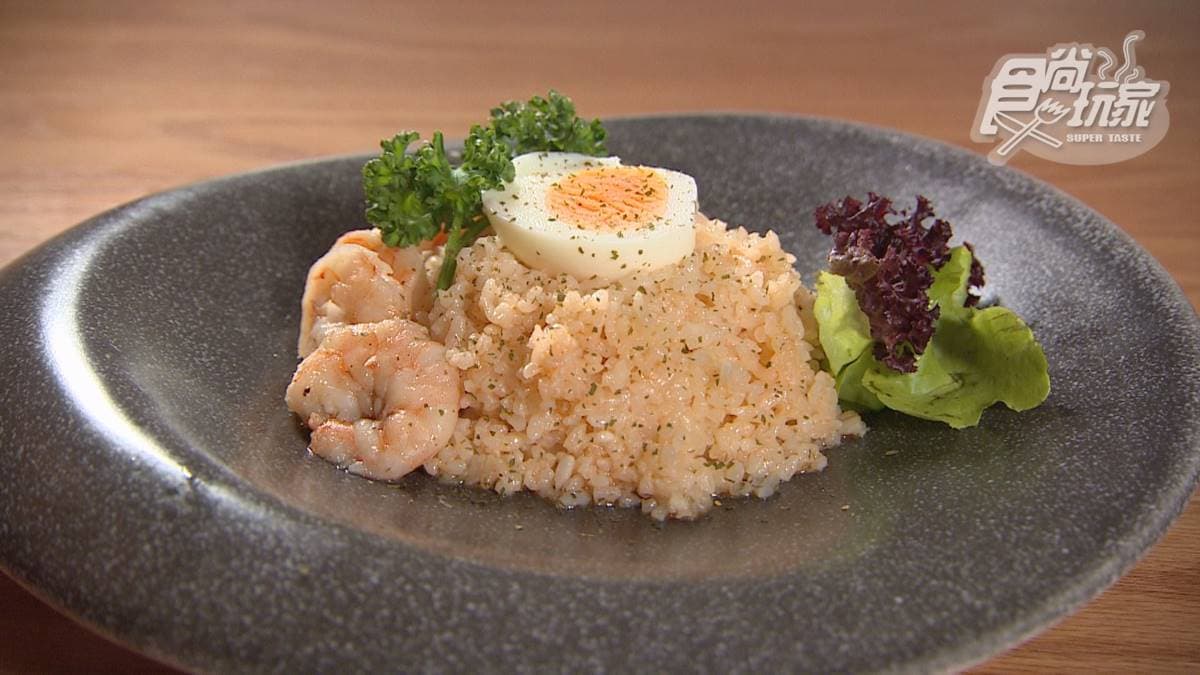 網美快衝！「絕美玻璃屋餐廳」先嘗濃郁蝦膏燉飯，Q彈雞腿捲淋滿起司太罪惡