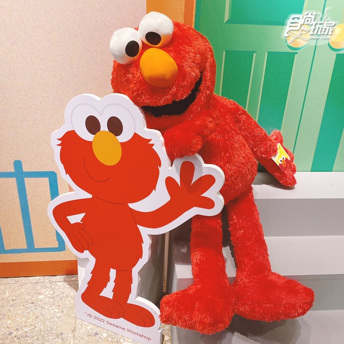 Elmo、餅乾怪獸萌翻！「芝麻街快閃店」華山首站登場，經典街牌、黃色校車重現