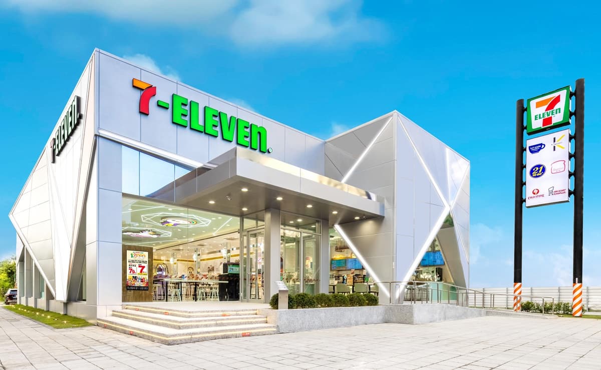 7-11「亞洲第１萬店」搶先看！超狂６品牌進駐，限時咖啡優惠組喝爆