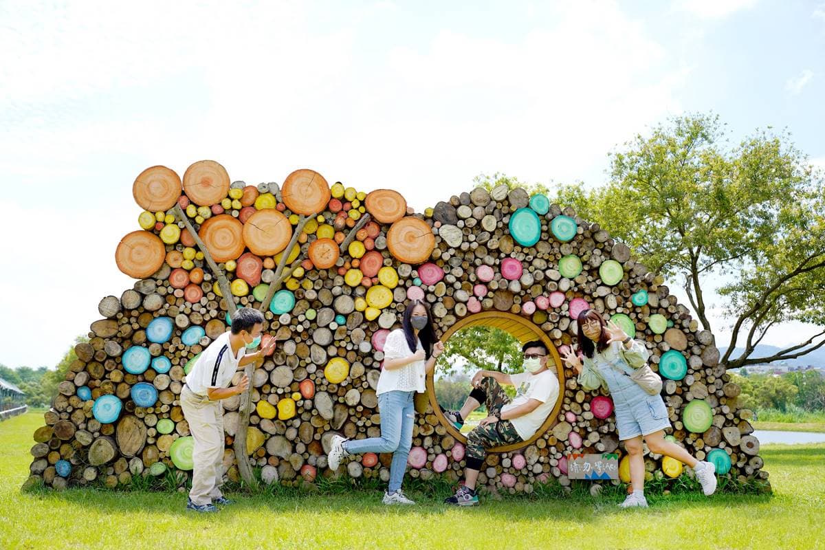 花仙子免費拍到飽!樹林「賞荷祕境」重新再開放,打卡漂流木鞦韆、藝術裝置 花仙子免費拍到飽!樹林「賞荷祕境」重新再開放,打卡漂流木鞦韆、藝術裝置