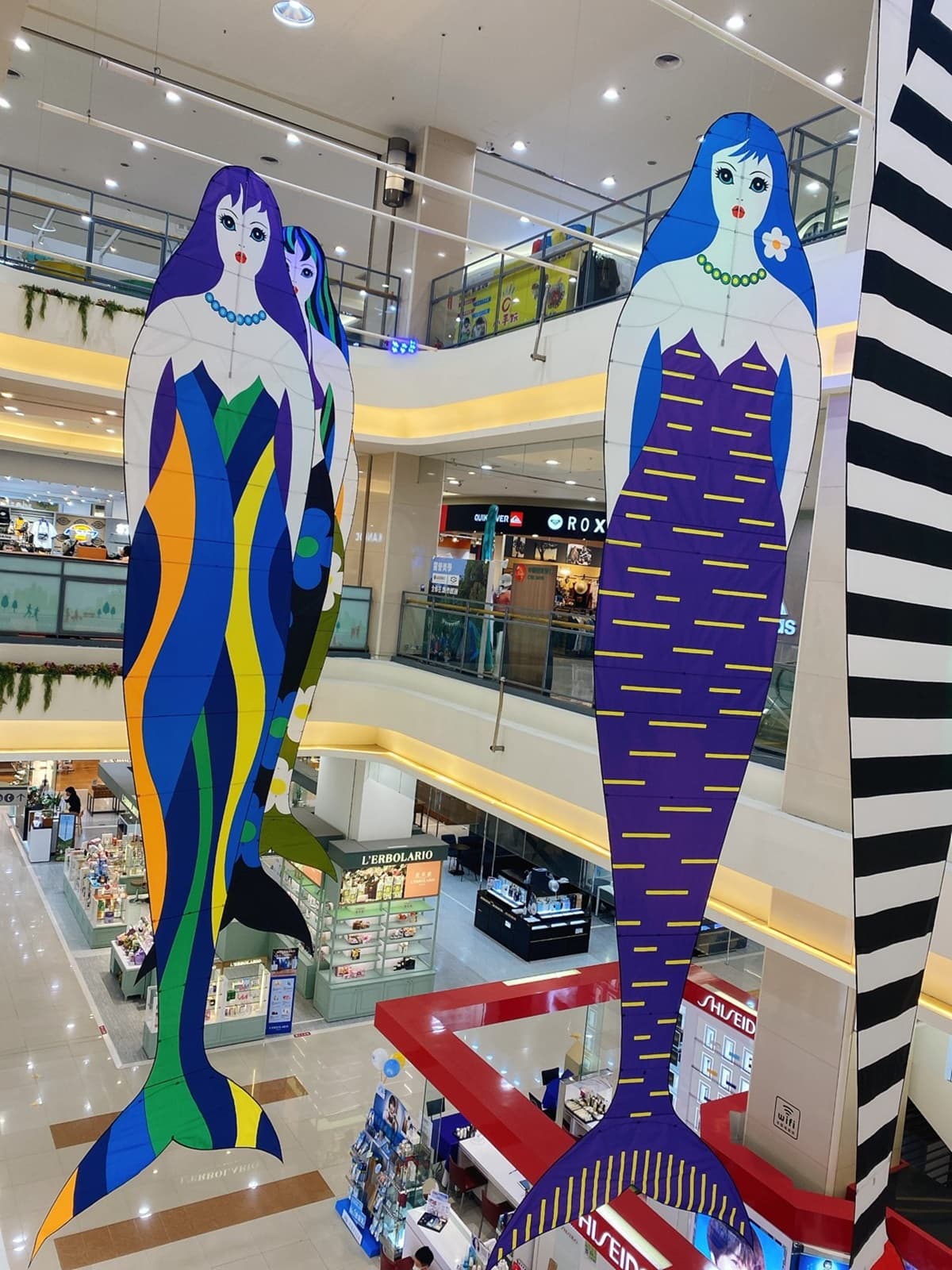 免飛韓國！獨家KAKAO快閃店現身新北，180公分巨型萊恩、３公尺打卡牆必拍
