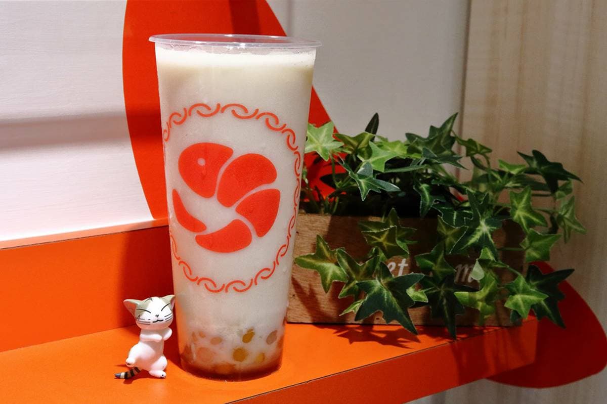 【新開店】整隻蝦放進手搖？「蝦子＋現打奶蓋」奇葩組合，濃醇口感一喝愛上