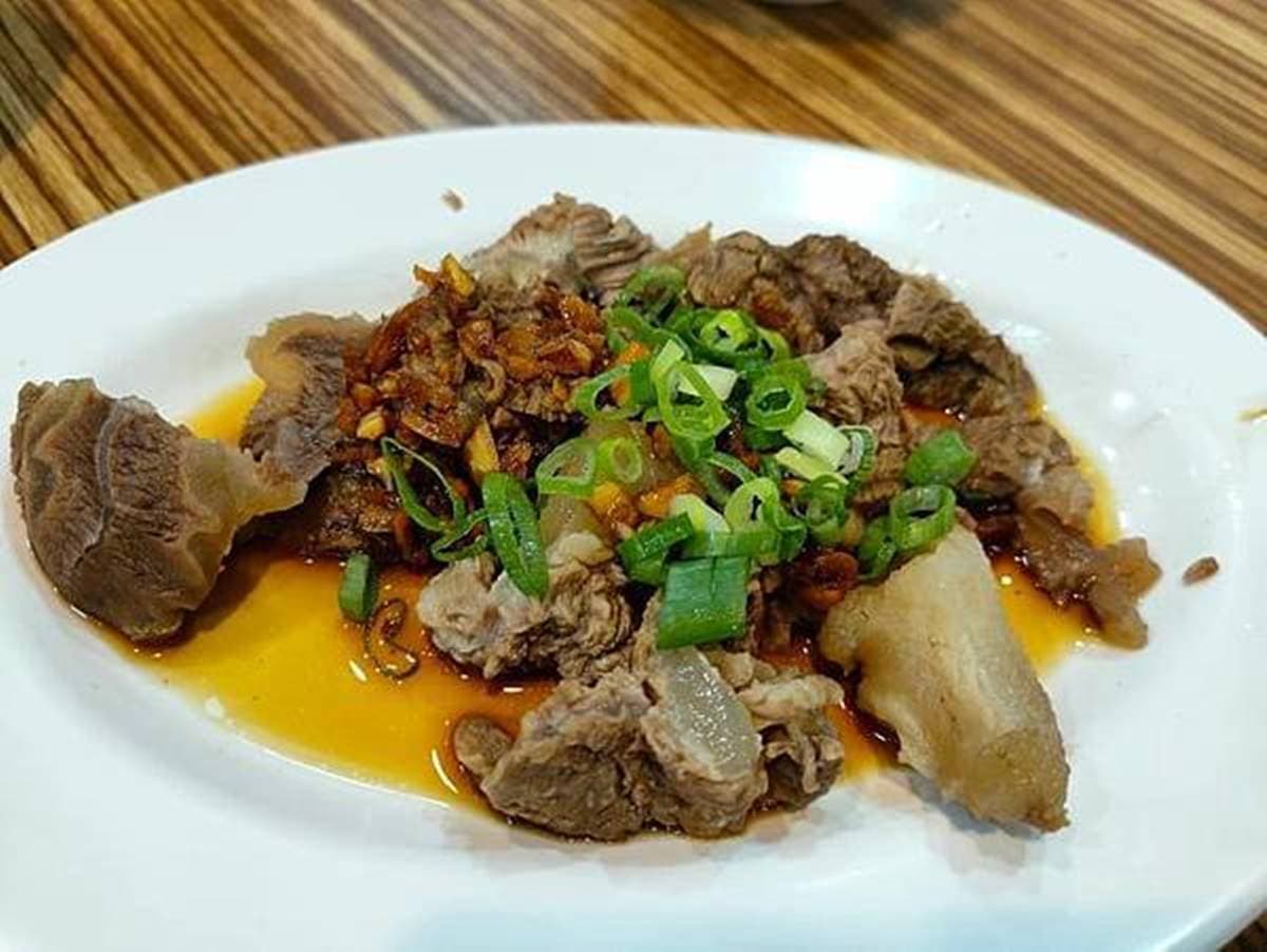 想吃先排隊!入口即化「溫體牛肉湯」一喝上癮,牛筋、牛肚搭獨門醬汁更唰嘴 想吃先排隊!入口即化「溫體牛肉湯」一喝上癮,牛筋、牛肚搭獨門醬汁更唰嘴