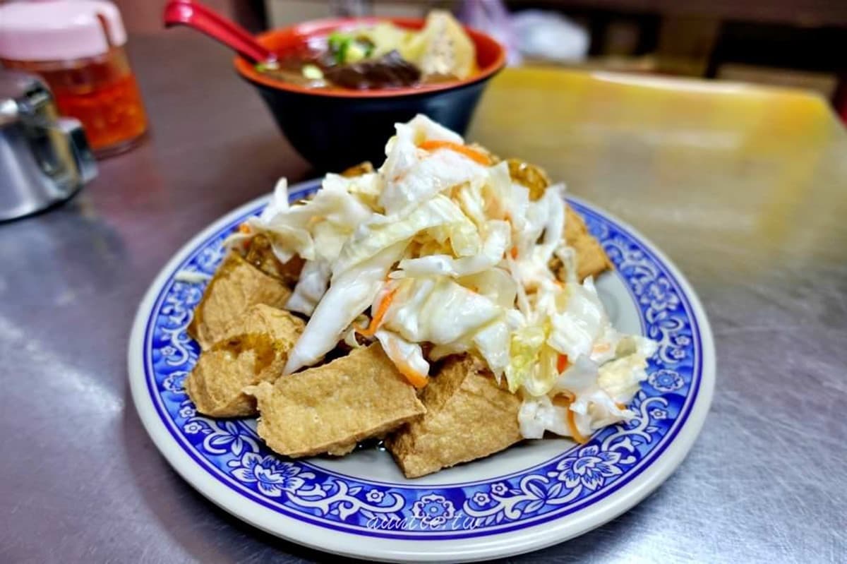 愈臭愈愛！雙北６家「４星起跳」臭豆腐：被麵線耽誤、好評破千、加九層塔醬