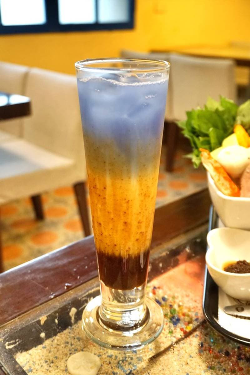 秒飛希臘!地中海風餐廳嘗「起司焗蛋」會牽絲,打卡必點「夢幻星空」 秒飛希臘!地中海風餐廳嘗「起司焗蛋」會牽絲,打卡必點「夢幻星空」