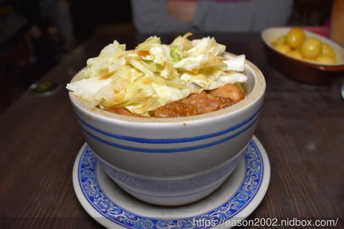 松山最強港式茶餐廳！雲吞霸氣塞入大尾鮮蝦，道地「廣東炒麵」料多到滿出來