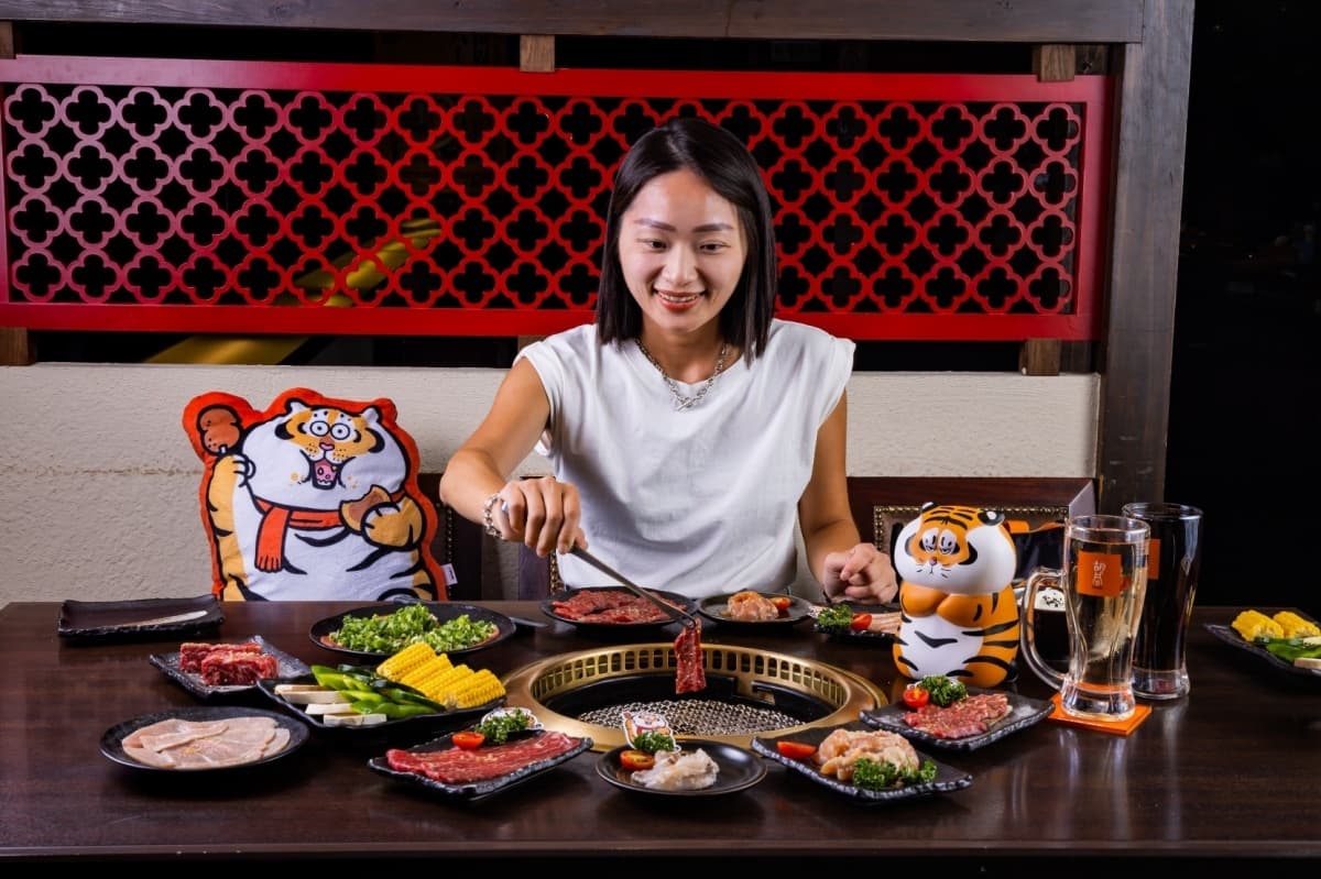 胖虎粉尖叫！「我不是胖虎ｘ胡同」超萌聯名快搶，先收50cm大抱枕、餐具組