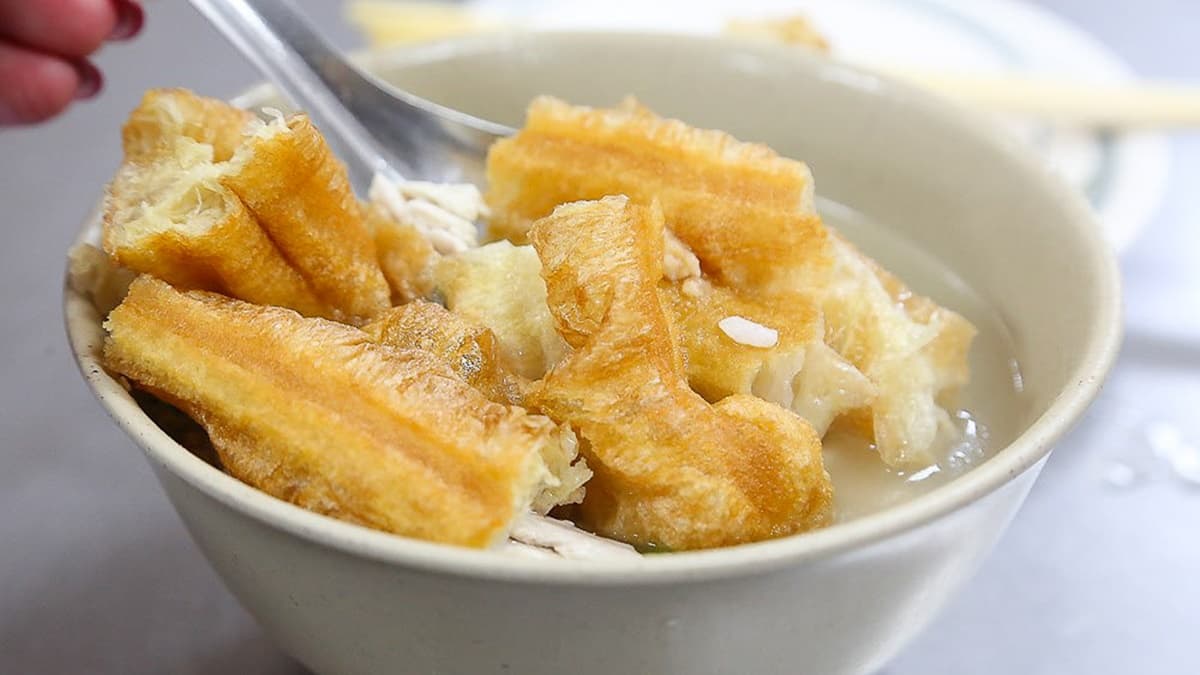 還可以點整根油條，直接沾湯吃。（圖片來源：台南好Food遊）