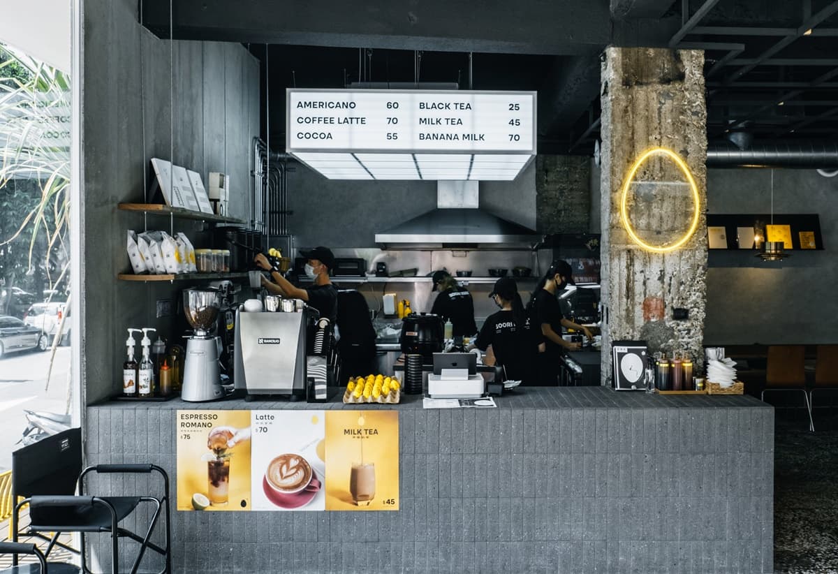 台中必追台式早餐店+1!鹽酥雞蛋餅、板烤吐司配咖啡,再打卡超Q蛋黃店面 台中必追台式早餐店+1!鹽酥雞蛋餅、板烤吐司配咖啡,再打卡超Q蛋黃店面