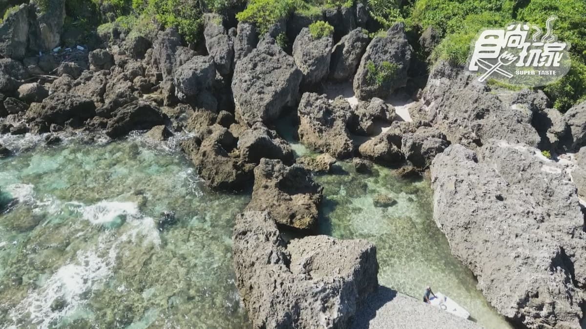 小琉球打卡新祕境！「海上漂流床」想拍要預約，日光浴＋海浪聲超放鬆