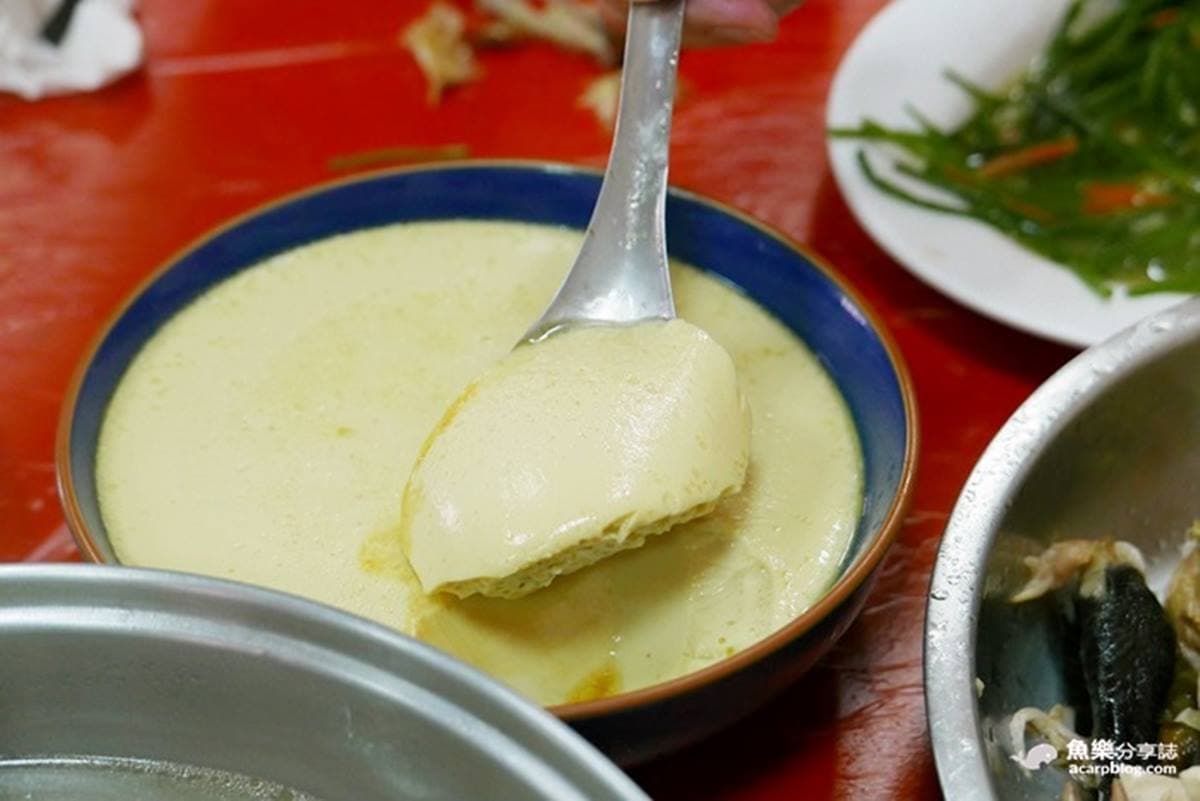 老饕推爆！宜蘭５家必吃桶仔雞：30年獨家祕方、雞油飯吃到飽、豆腐乳烤香雞