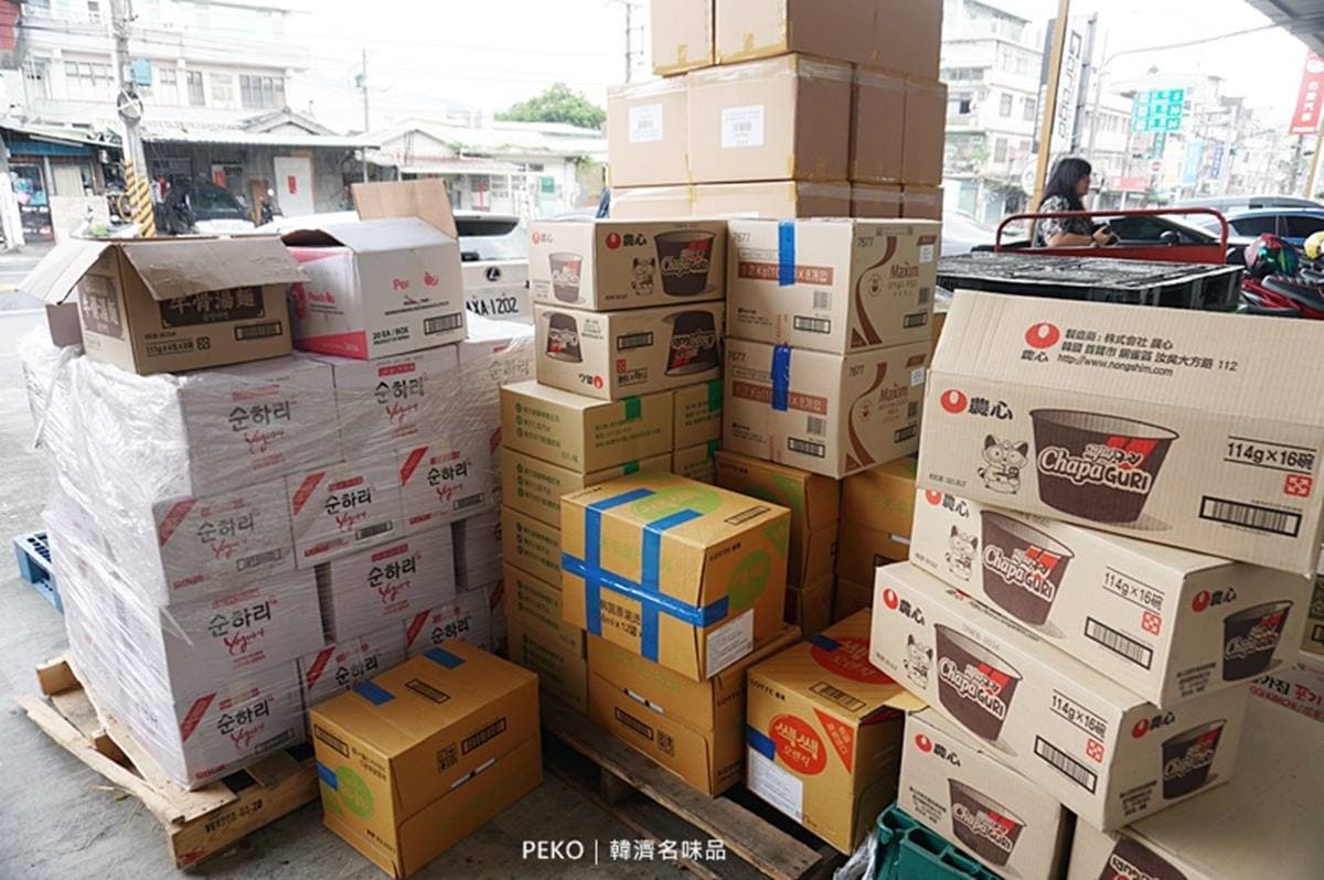 零食、泡麵囤貨必衝！新店「韓版好市多」比大賣場還便宜，超道地蟹膏醬也有
