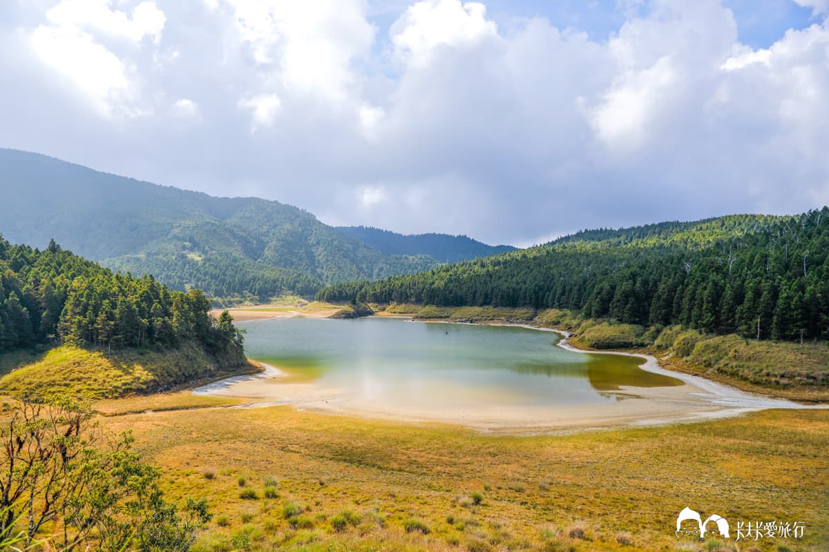 宜蘭最美湖泊!全球首條「寧靜步道」俯瞰仙境湖景,絕美觀湖平台10分鐘可抵 宜蘭最美湖泊!全球首條「寧靜步道」俯瞰仙境湖景,絕美觀湖平台10分鐘可抵