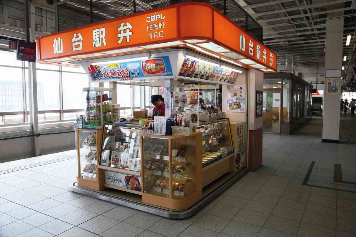 2款百歲便當天天完售!日本鐵路便當大揭祕,東京「這間店」200種任你挑 2款百歲便當天天完售!日本鐵路便當大揭祕,東京「這間店」200種任你挑