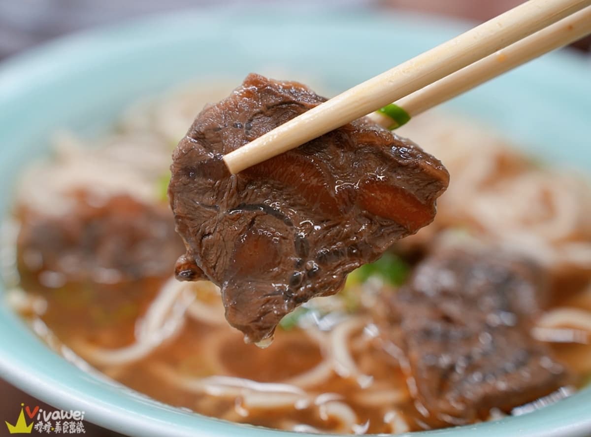 桃園人推爆!中壢5必吃牛肉麵:免費加麵加湯、1700則好評、只賣1種湯頭 桃園人推爆!中壢5必吃牛肉麵:免費加麵加湯、1700則好評、只賣1種湯頭