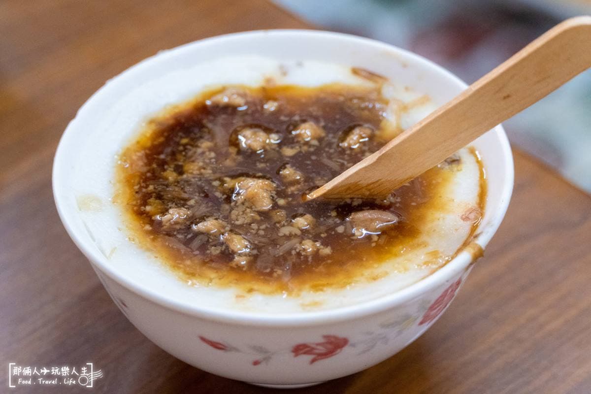 雲林人推爆！40元「古早味蛋飯」滿滿炒蛋內行必攪拌，附關東煮湯免費喝到飽