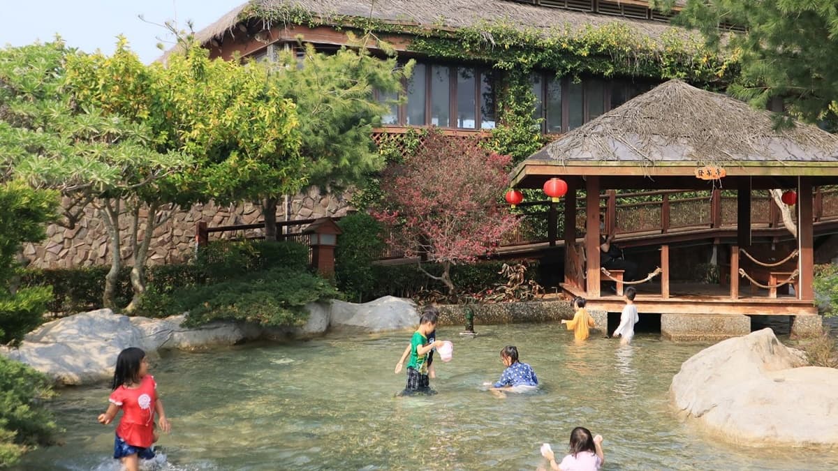 園區內也有小朋友最愛的戲水池。（圖片提供：VICKY 媽媽的遊樂園）