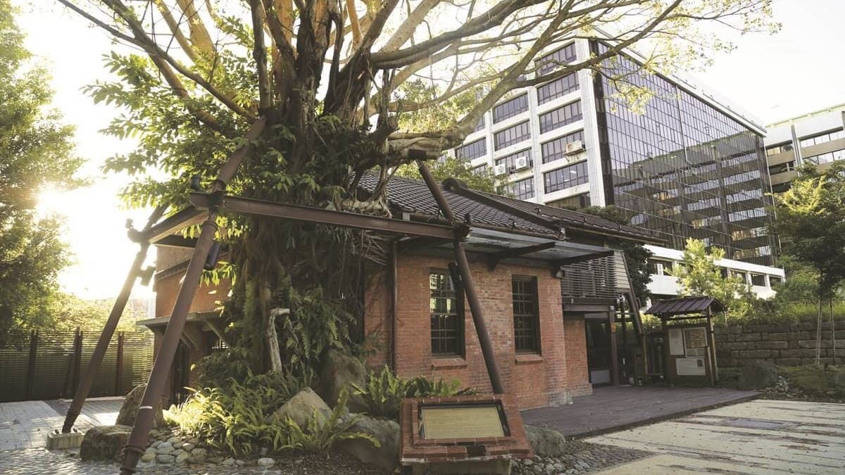 現已改建成許多文藝、美食店家進駐的地方，很適合來散步、拍拍照。（圖片來源：台北文化局）