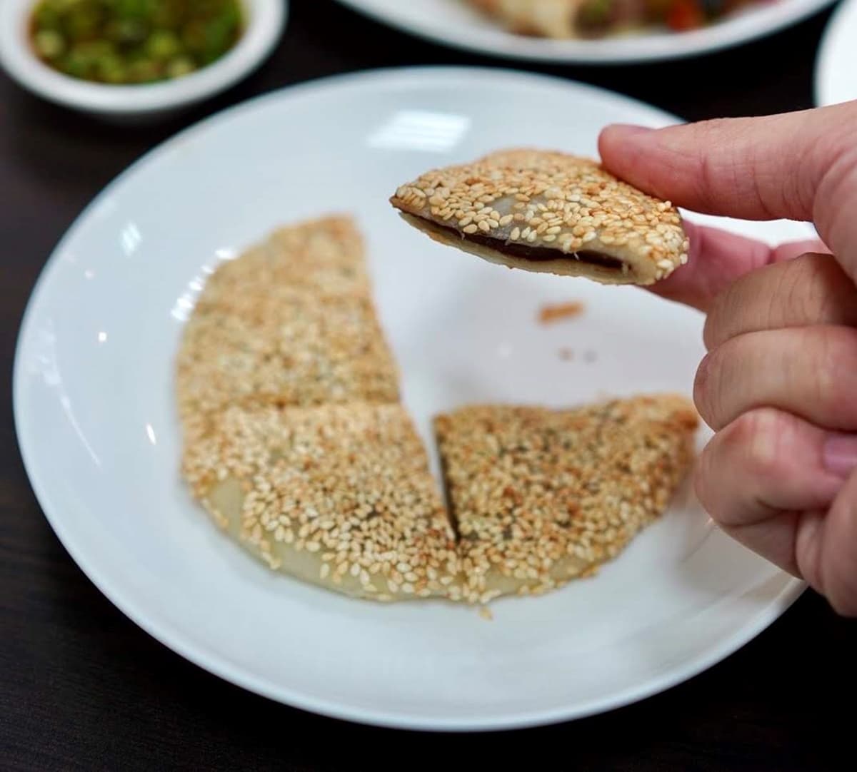 苗栗是美食沙漠?頭份6家私房美食:拳頭大餡餅、爆量蔥湯包、珍奶尬霜淇淋 苗栗是美食沙漠?頭份6家私房美食:拳頭大餡餅、爆量蔥湯包、珍奶尬霜淇淋