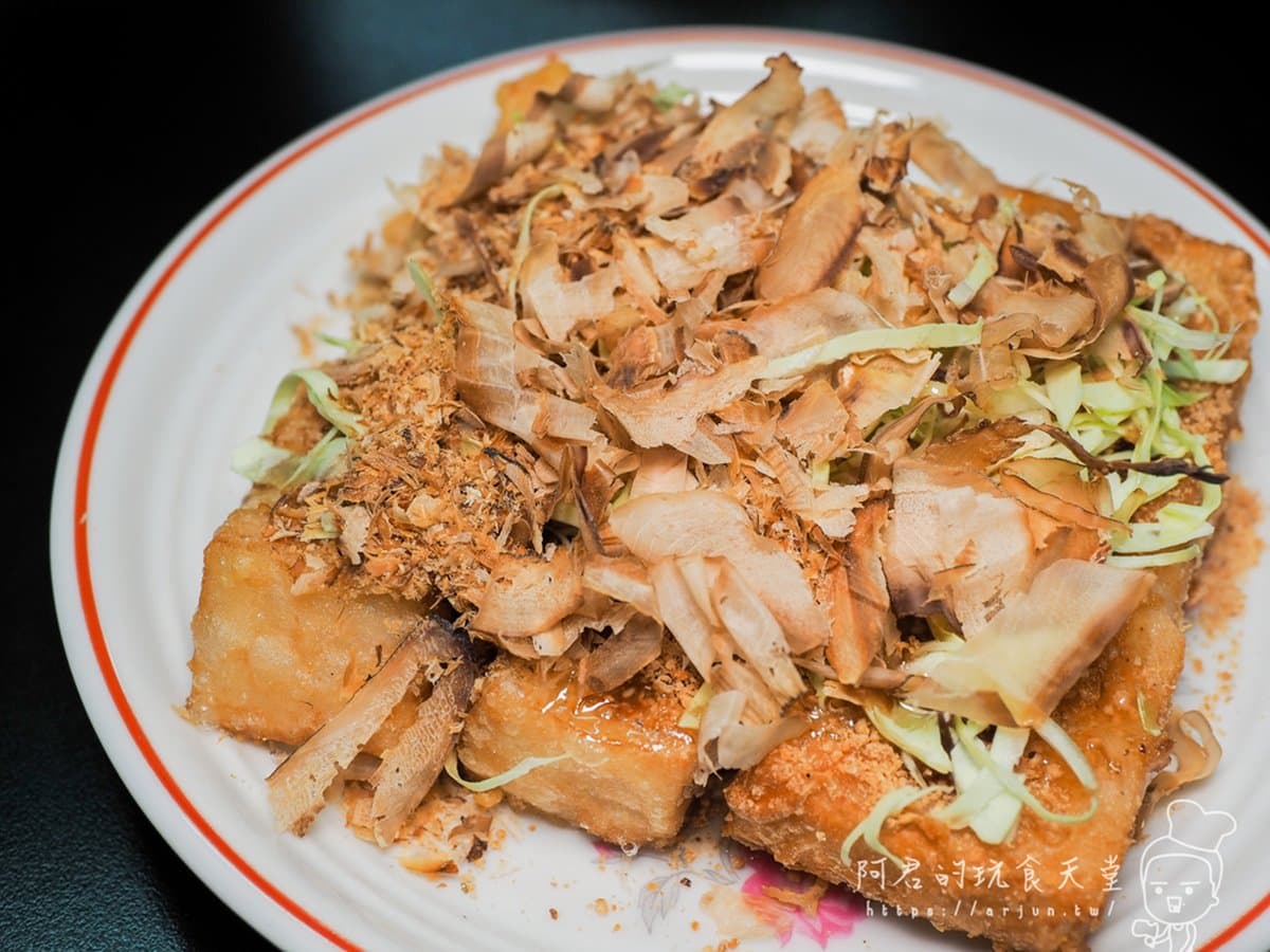 吃冷的才內行？台中爆餡「古早味碗粿」僅35元，再吃偽裝成大阪燒的蘿蔔糕