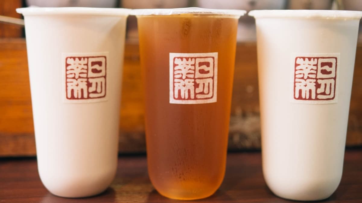 店內主打紅茶、烏龍奶茶等品項。（圖片來源：黑皮的旅遊筆記）