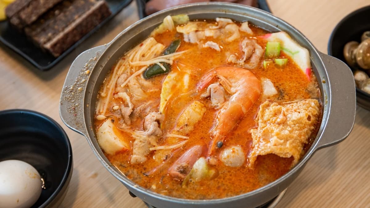 圖片來源：ㄚ綾綾單眼皮大眼睛