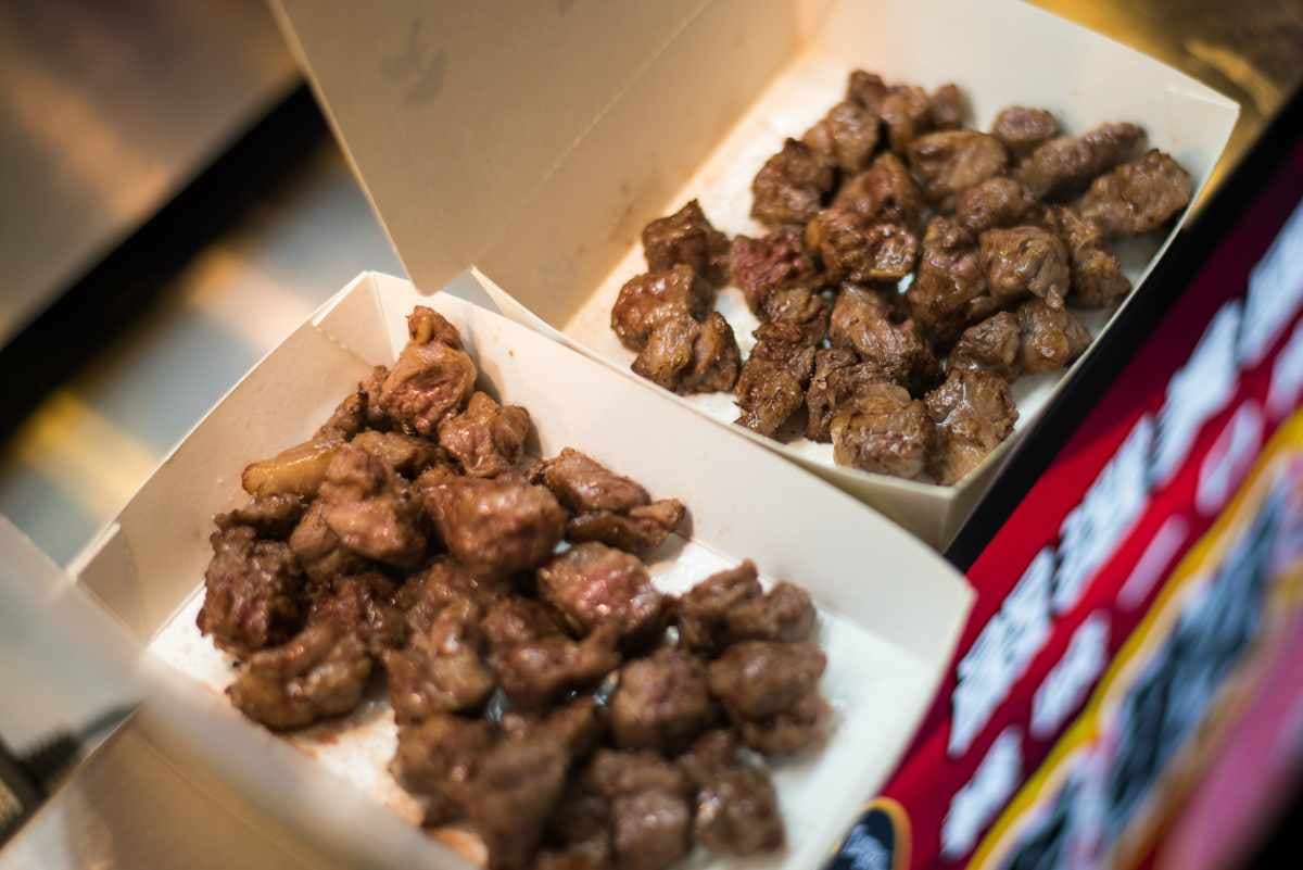 小吃控不聽虧大!夜市「骰子牛」要好吃時間是關鍵,內行都挑「這時間」開吃 小吃控不聽虧大!夜市「骰子牛」要好吃時間是關鍵,內行都挑「這時間」開吃
