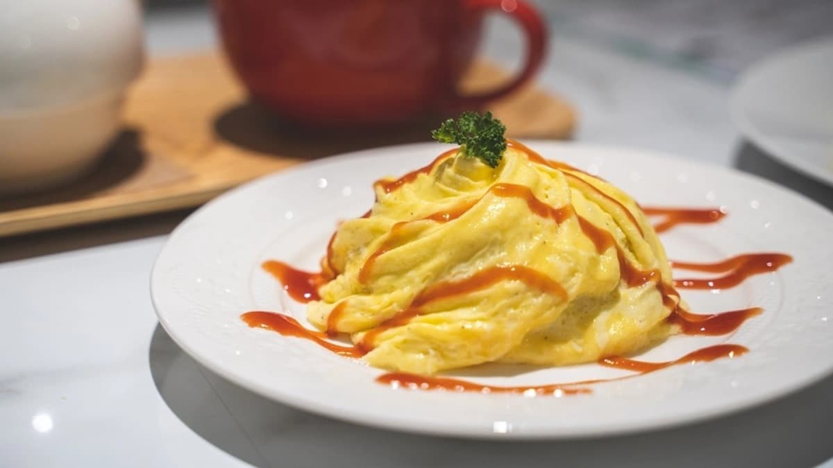 「歐姆蛋包飯」相當值得推薦，小巧可愛又好吃。（圖片來源：麥仔的食尚生活）