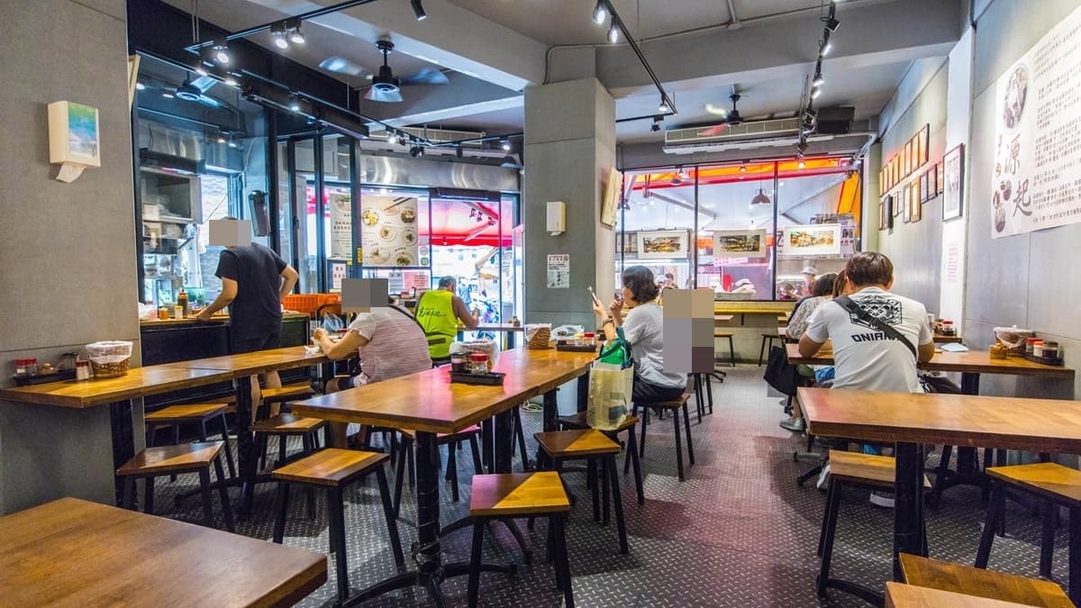 店面滿乾淨舒適的。（圖片來源：小佳的幻想世界）