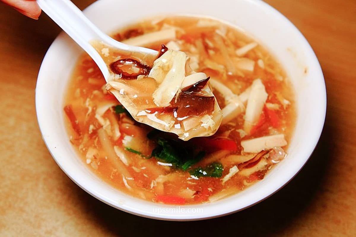 尋找皮卡丘順吃！中山站周邊６家美食：海陸三寶麵線、香港最美優格霜淇淋