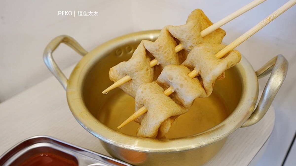 韓式魚板串１份有２串，可以續湯，味道還算道地。（圖片來源：PEKOのSimple Life）
