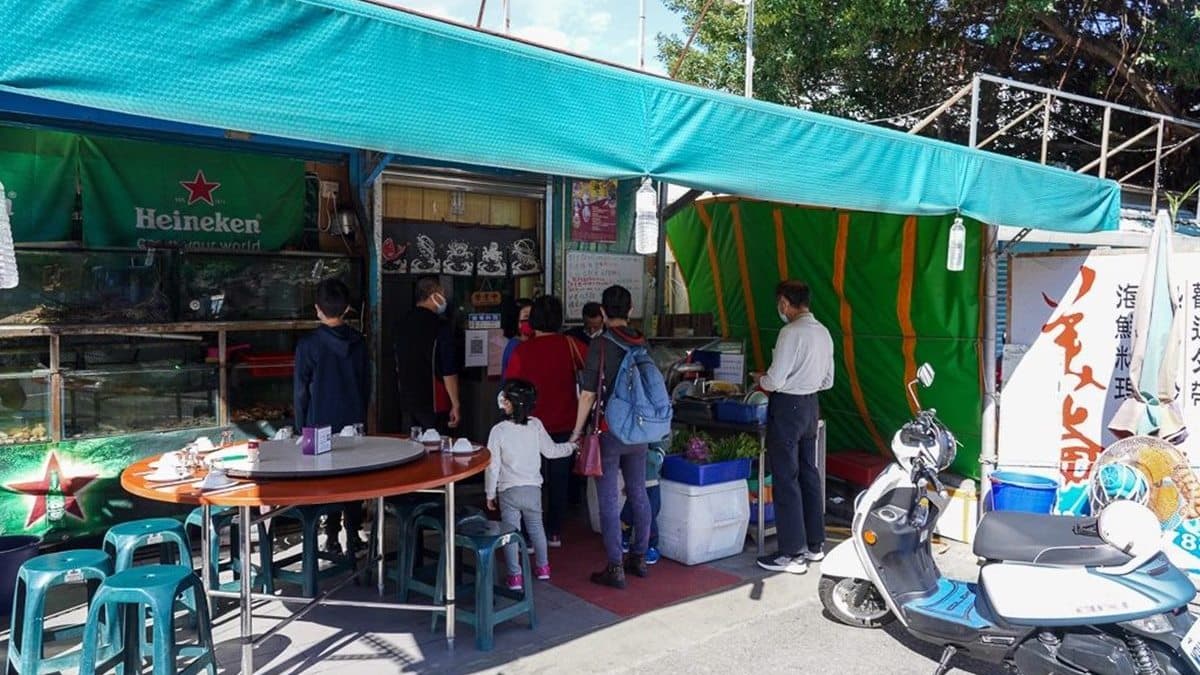 「美崙海鮮」生意真的很好，所以想吃一定要訂位。（圖片來源：跳躍的宅男）